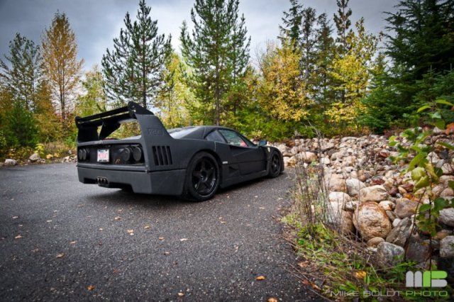 Ferrari F40 fully wrapped in 3M DI-NOC carbon fiber vinyl