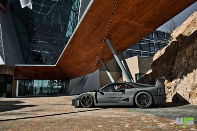 Ferrari F40 fully wrapped in 3M DI-NOC carbon fiber vinyl